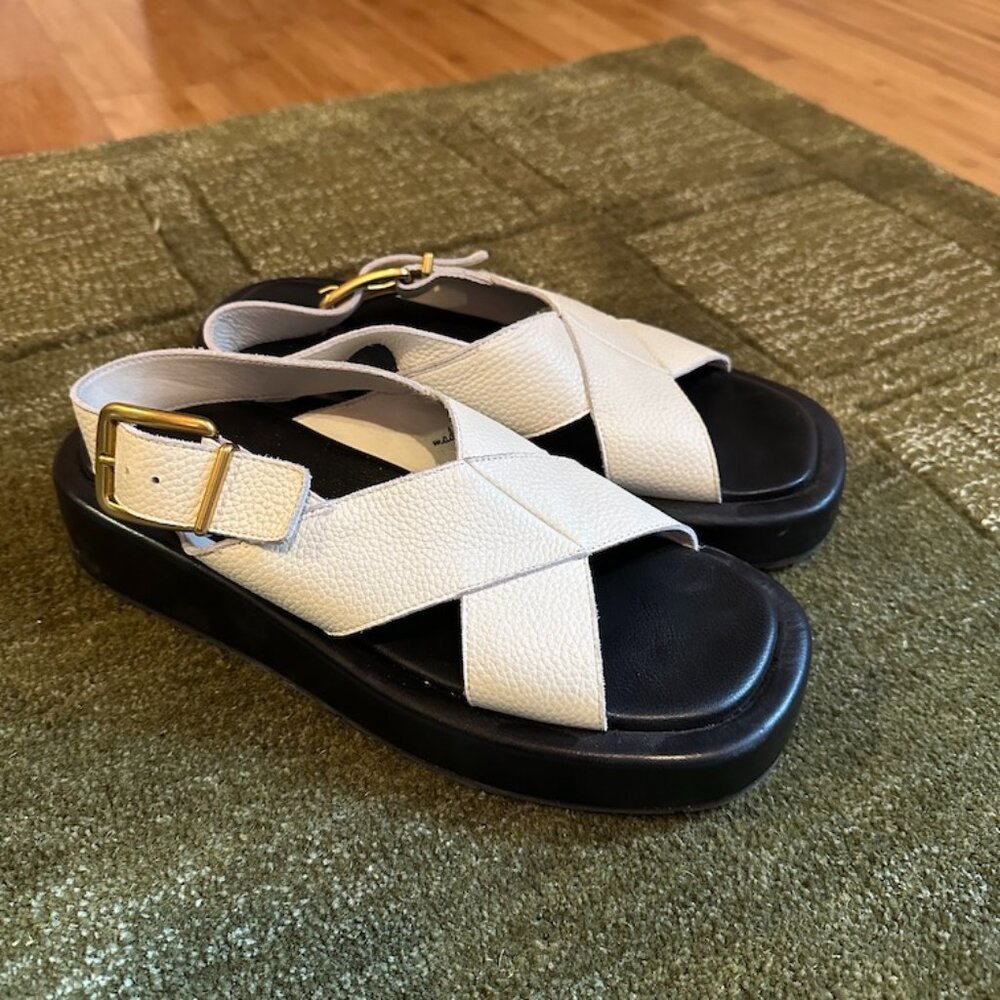 Charlotte Stone anto sandals white size 9